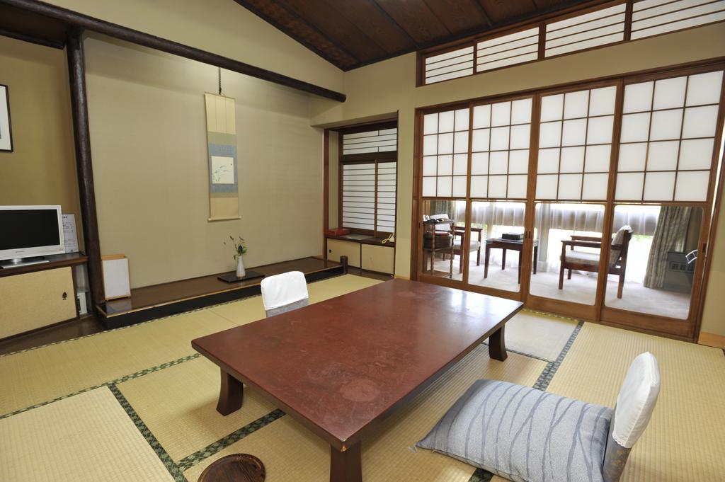 Hotel Tokiwa Yamaguchi Habitación foto
