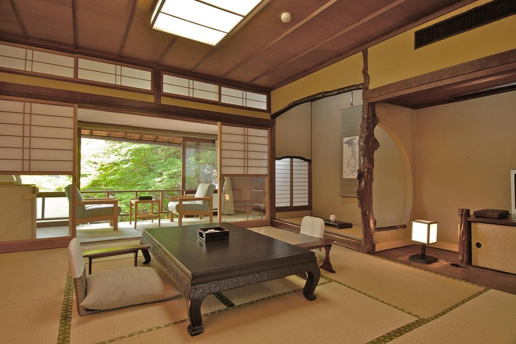 Hotel Tokiwa Yamaguchi Habitación foto